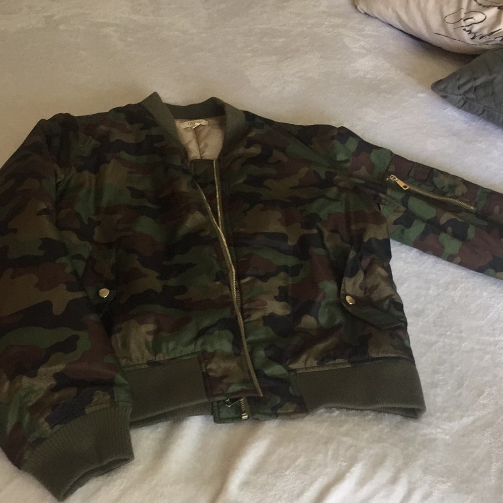 Camouflage bomber jacket